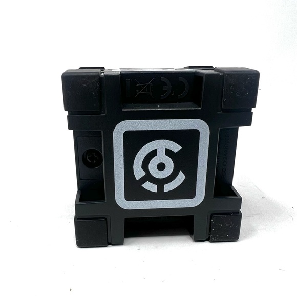 Anki Vector Robot With Charger & Cube Purple Eyes AS IS For Parts Or Repair Read - Picture 6 of 13